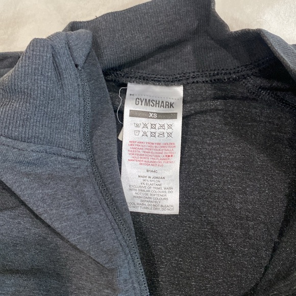 Gymshark Vital Seamless 2.0 1/2 Zip Pullover size XS black - Picture 6 of 8